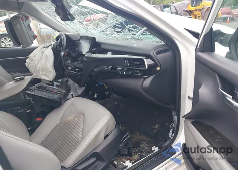 2022 Toyota Camry Se z USA, uszkodzony, nr VIN 4T1G11AK1NU700638